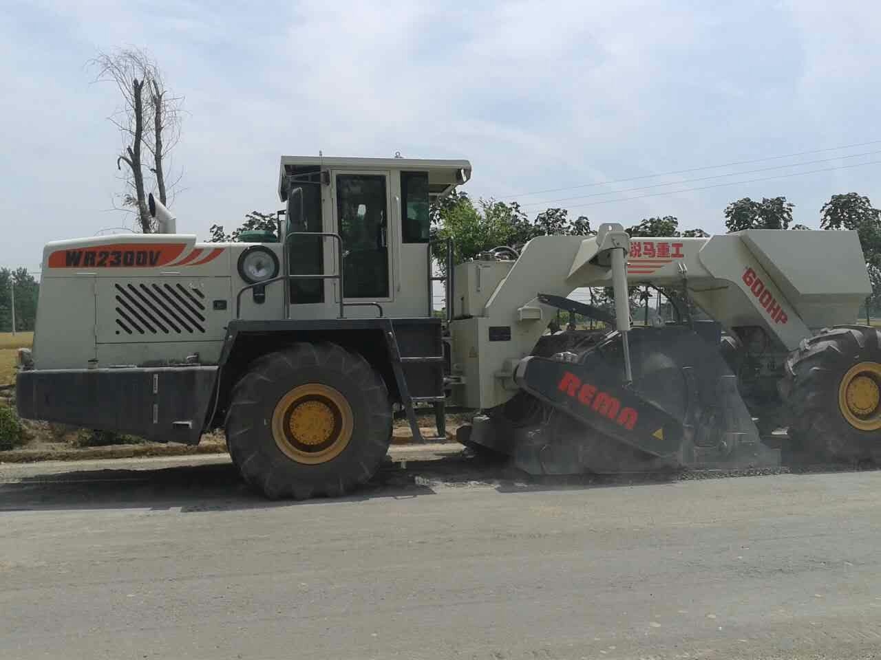 WR2300V，淮陽省道冷再生