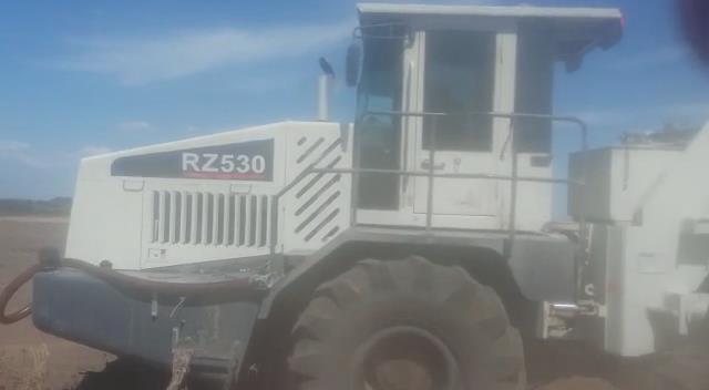 RZ530，阿根廷冷再生施工